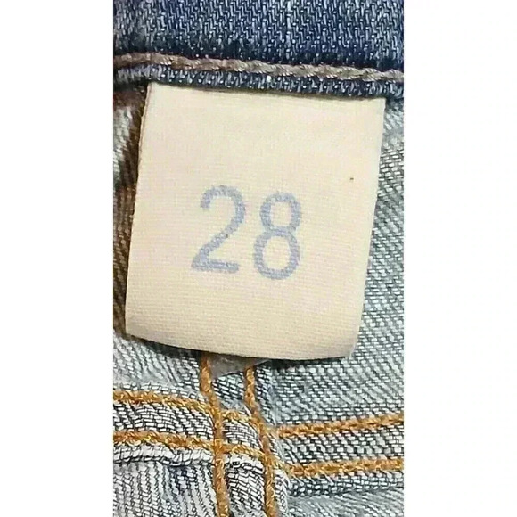 Banana Republic Women's Size 28 Denim Bermuda Shorts Cuffed Distressed Hem - Picture 9 of 11